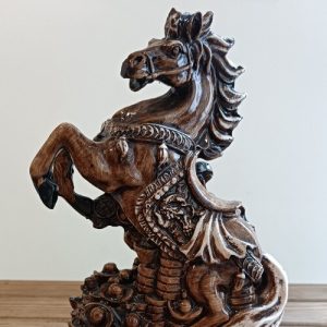 اسب چوبی ایستاده فنگشویی (قدرت-ثبات-موفقیت-پیشرفت)