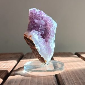 راف سنگ آمیتیست گرمی (آرامش، تمرکز، تعادل، انرژی مثبت)